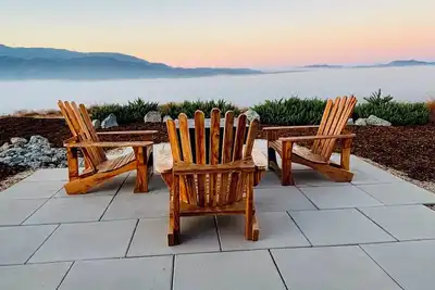 The Ultimate Winery Getaway - Hilltop Haven