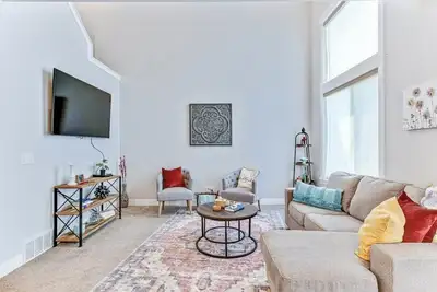 Close to Uvu & Byu, Golf Course, Pet Friendly