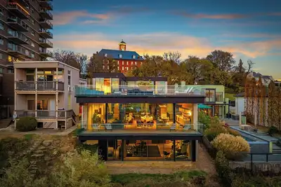 Image de Cincinnati Vista | Rooftop, Balcony & Fireplace