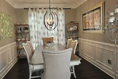 Image de Spacious luxury 4-bedroom house in amazing Manassas