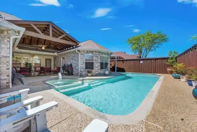 Image de Ultimate Escape! Large Pool Spa! PingPong Ps5 | Ev