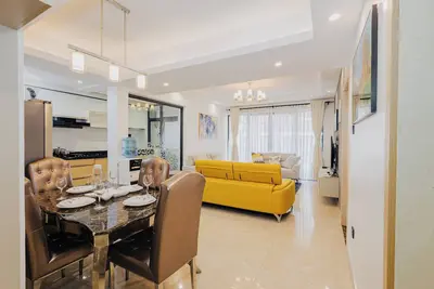 Image de Triple Eee Experience Exquisite Elegance