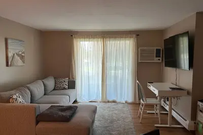 Image de Cozy 1-bedroom condo in welcoming Petoskey