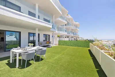 Image de Cosy ground-floor apartment with private garden