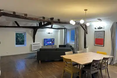 Image de Superbe T3 85 m² – Hyper centre – Idéal familles & pros