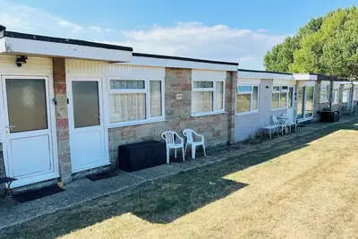 Image de 2 Bedroom Chalet Sb144, Sandown Bay, Dog Friendly, Free Wifi