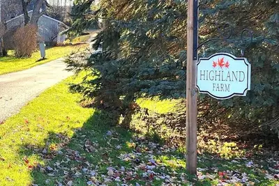 Image de Beautiful Century Home close to Erin Estates Venue