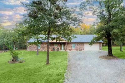 Image de New 4 Bed 3. 5 Bath Home w2 boat slips in Duchess Creek Estates - Porum Landing