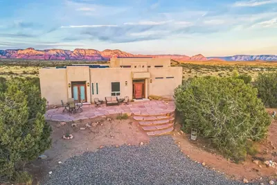 Image de Panoramic Sedona Mesa Views! Firepit & Outdoor Fun