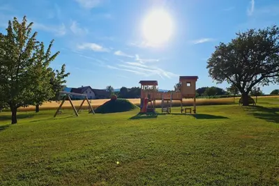 Image de Apartment no. 5 Buchkogel (with breakfast) - Postl's Hirschbirnhof