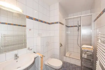 Image de Comfort room with garden view (Kg4) - Pension Cäcilia