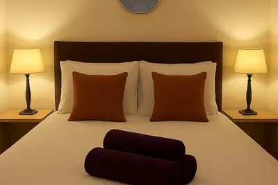 Image de Studio Bijoux récemment décoré - Centre-ville - 2 personnes