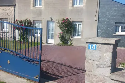Image de Maison de vacances « Maison en bord de mer » avec terrasse partagée, jardin privé et Wi-Fi