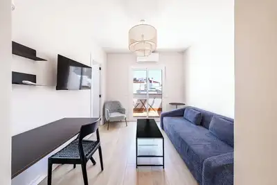 Image de Recently refurbished 3 bedroom apartment with terrace