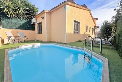 Image de 0130-Montgri Maison avec piscine privée