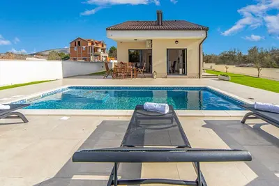 Image de Villa Shaula 1 by Villas Guide