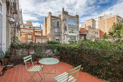 Image de Appartement « Lovely avec terrasse » : terrasse privée, balcon et Wi-Fi
