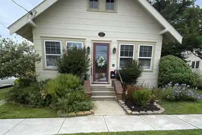 Image de Charming 3 bedroom 1. 5 bath  Cottage