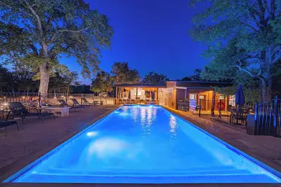 Image de Terracotta Retreat | Sleeps 58 | Pool & Events
