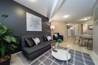 Image de Cozy 2br Suite In Lewis Estates By Henday/Whitemud-Low Monthly Rate guranteed!