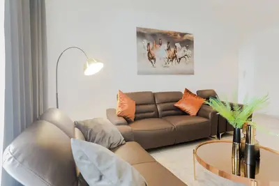 Image de Plush Three Bedroom at Embassy Gardens