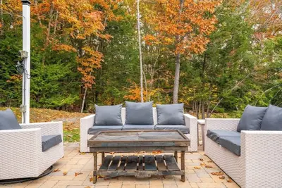 Image de Modern Lakeview Escape | 3br/2ba