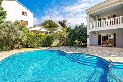 Image de Superbe appartement 1 chambre à Kampor