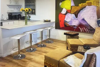 Image de Ocean view! ! ! perfectly located walk to distance to beach, store and restaurant