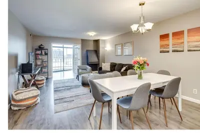 Image de Executive 2br condo with garage, gym, sauna, tennis court, & outdoor grilling