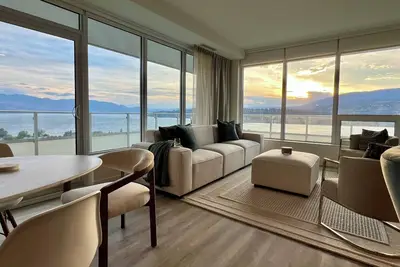 Image de Kelowna With Stunning Lake Views