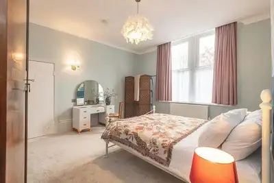 Image de Carlton Villas: Bright 2br Retreat with Garden