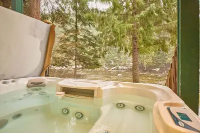 Image de Salmon's Rest - Rural Riverfront Retreat