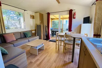 Image de Carnac - Mobil Home - 5 pers - 2 ch - Camping Moulin de Kermaux 4* - Piscine