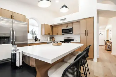 Image de Modern Desert Stay near Spring Training