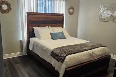 Image de 3-bedroom townhome beauty!