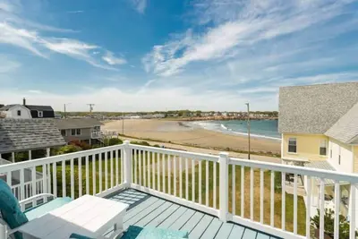 Image de Oceanfront Cottage - Steps from Short Sands Beach!