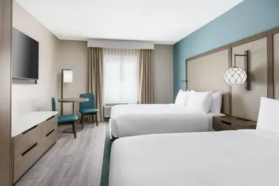 Image de Relax and Recharge! 4 Relaxing Units, Free Breakfast, Near Marathon Air Museum!