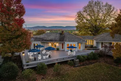 Image de The Guest Wing at Kateri-Appartement-Salle de bain privée