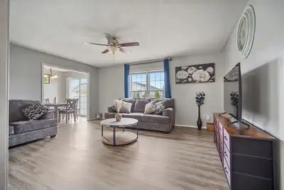 Image de Grey Moon Escape In Bloomington