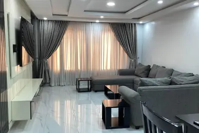 Image de Cosy 3-bedroom apartment with Ac, Equipped kitchen & Wifi in Ogba, Ikeja, Lagos