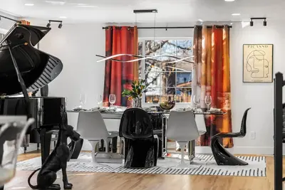 Image de New! ! 5br Play Paradise: Mini Golf, Hot Tub, Cinema, Gym, Arcade, Grand Piano