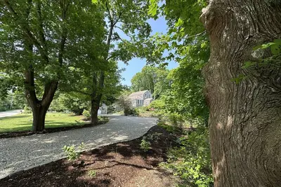 Image de Classic Cape Bungalow less than a mile to Paine's Creek Beach & Dog Friendly!