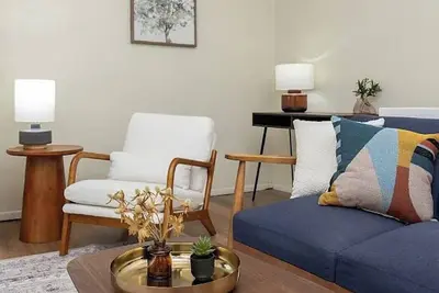 Image de Spacious 3br/2ba Multi-Level Townhome in Heart of Ski Country!