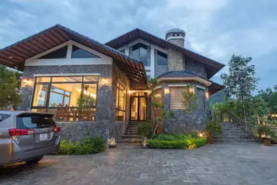 Image de Ui Valley Chateaux Ninh Binh