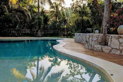 Image de Private Home with Luxury Pool and Outdoor Living