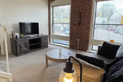 Image de Cozy 1-bedroom apartment with sleeper sofa in perfect Mystic Ct