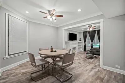 Image de Beautiful Bollywood 3 Bed Gem near Loyola University/Rogers Park/Lake Michigan