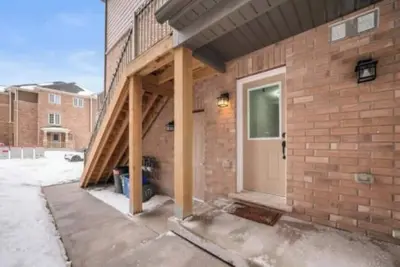 Image de Penthouse townhouse/condo. Cozy beautiful place. Close to amenities