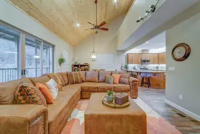 Image de Butterfly View Retreat + 45 Min to Yosemite