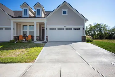 Image de Superb 3-bedroom house in charming Westfield Across the Street From Grand Park